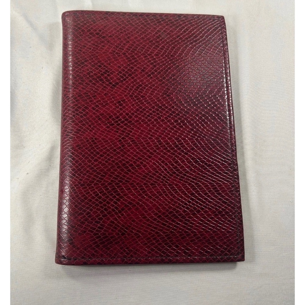 Vintage Hazel USA Burgundy Snakeskin Embossed Checkbook Cover Planner Wallet